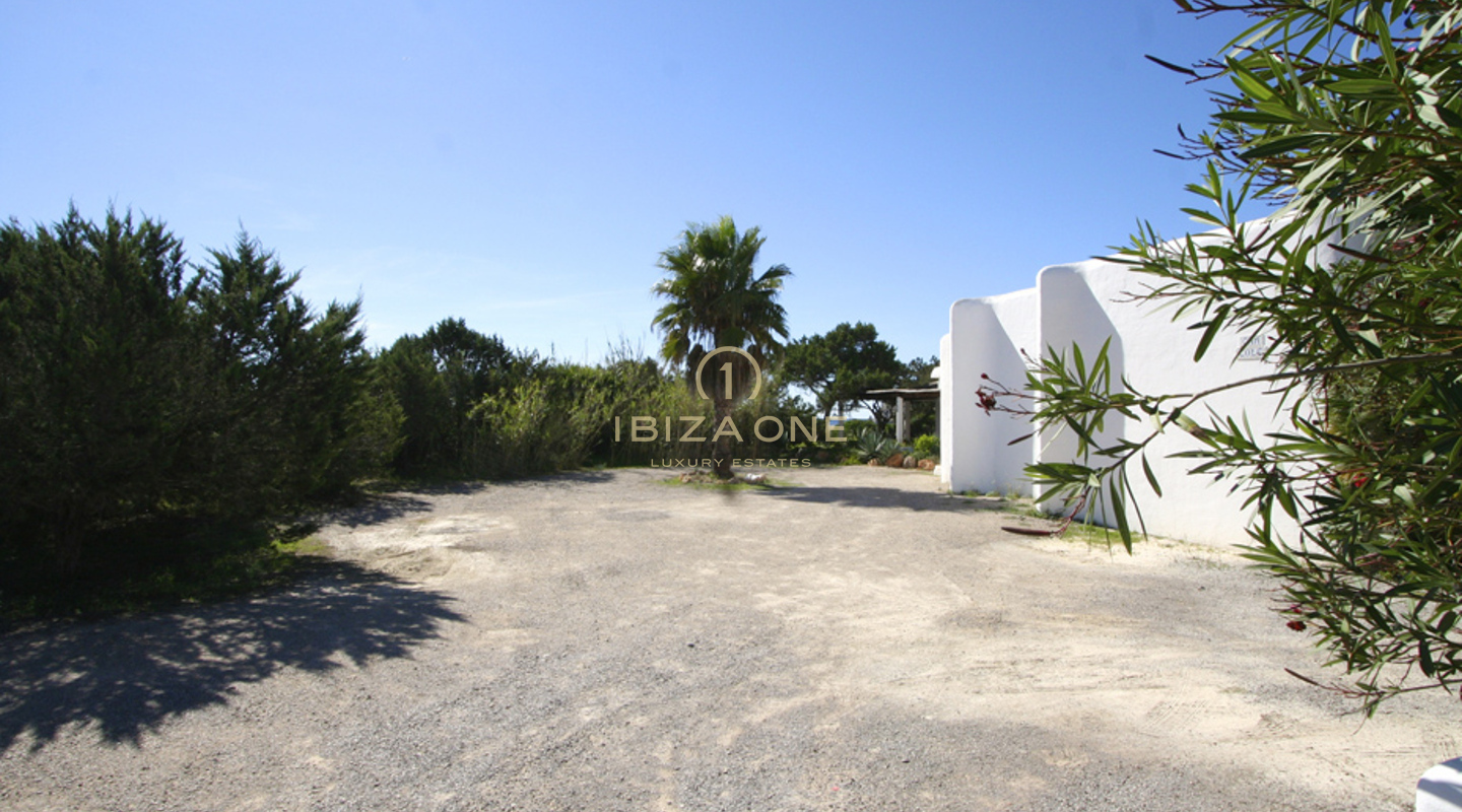Luxe villa direct aan zee met toegang tot de zee in Cala Jondal te koop - villa direct aan zee - villa aan het water, Ibiza - Luxe villa direct aan zee met toegang tot de zee in Cala Jondal te huur - villa direct aan zee - villa aan het water, Ibiza
