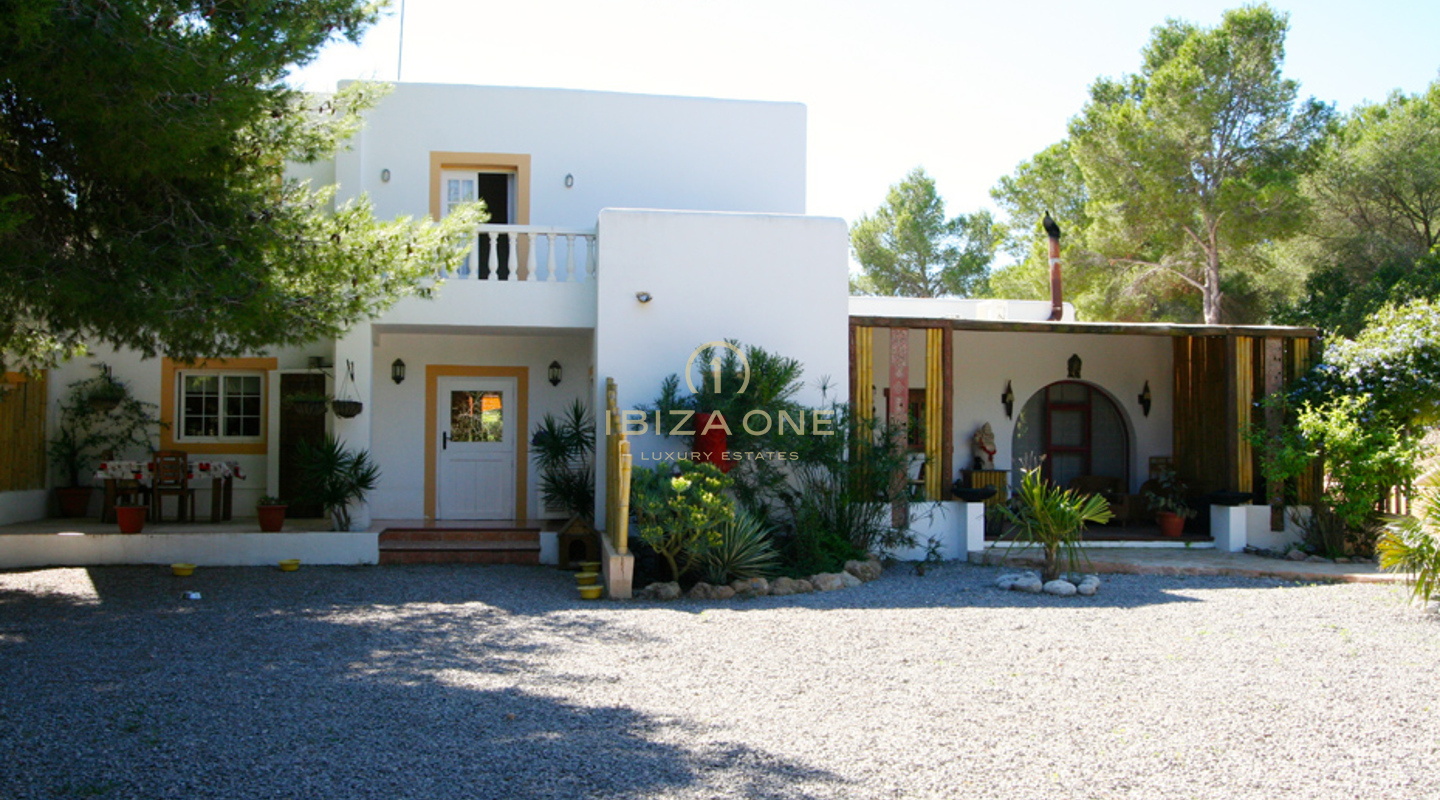 Lussuosa e spaziosa proprietà/villa in prima linea con casa principale, dependance, 2 piscine e accesso privato al mare in vendita, Ibiza - Lussuosa e spaziosa proprietà/villa in prima linea con casa principale, dependance, 2 piscine e accesso privato al mare in affitto, Ibiza