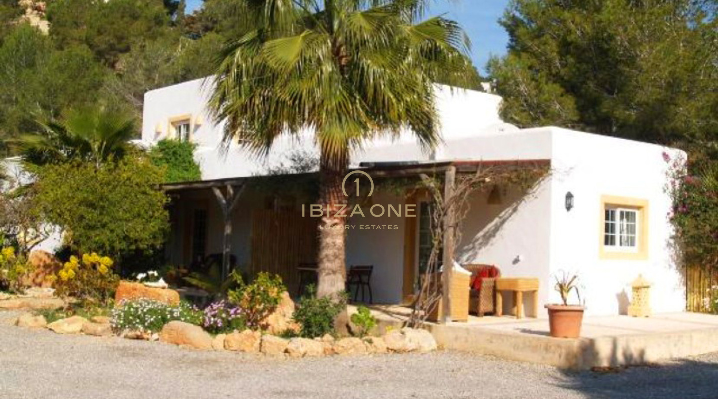 Luxuriöses, geräumiges Anwesen/Villa in erster Meereslinie mit Haupthaus, Gästehaus, 2 Pools und privatem Meerzugang zu verkaufen, Ibiza - Luxuriöses, geräumiges Anwesen/Villa in erster Meereslinie mit Haupthaus, Gästehaus, 2 Pools und privatem Meerzugang zu vermieten, Ibiza
