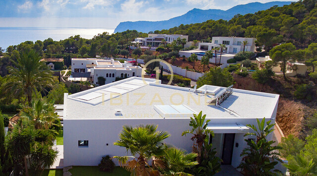 Villa de luxe moderne flambant neuve à Vista Alegre / Es Cubells avec d'excellentes vues sur la mer à louer, Ibiza - licence de location touristique