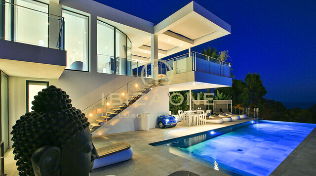 Villa de luxe moderne flambant neuve à Vista Alegre / Es Cubells avec d'excellentes vues sur la mer à louer, Ibiza - licence de location touristique