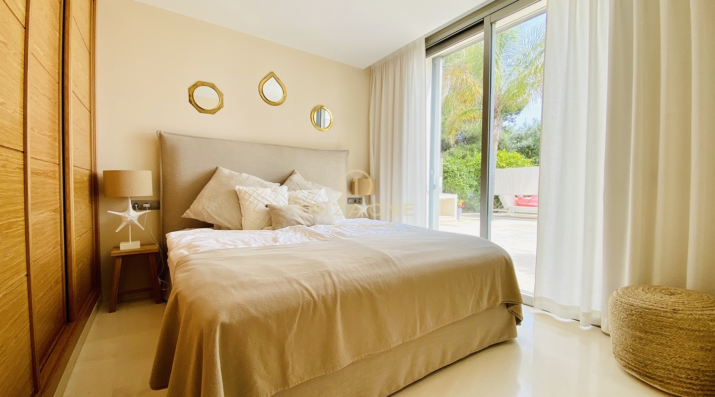 Moderna villa di lusso nella prestigiosa comunità recintata di Can Rimbau con fantastica vista panoramica in affitto, Ibiza