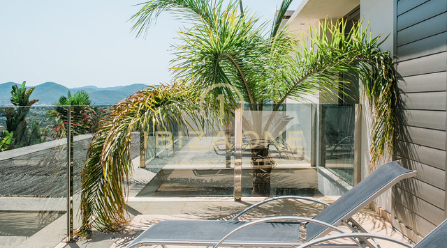 Moderna villa de lujo en la prestigiosa comunidad cerrada de Can Rimbau con fantásticas vistas panorámicas en alquiler, Ibiza