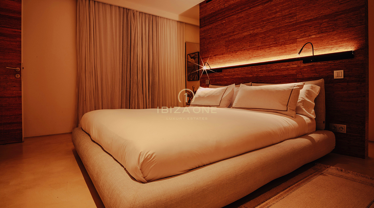 Exclusive luxury sea frontline villa with direct access to the sea for rent, Ibiza