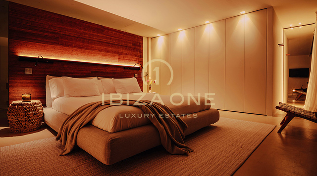 Exclusiva villa en primera línea con acceso directo al mar en alquiler