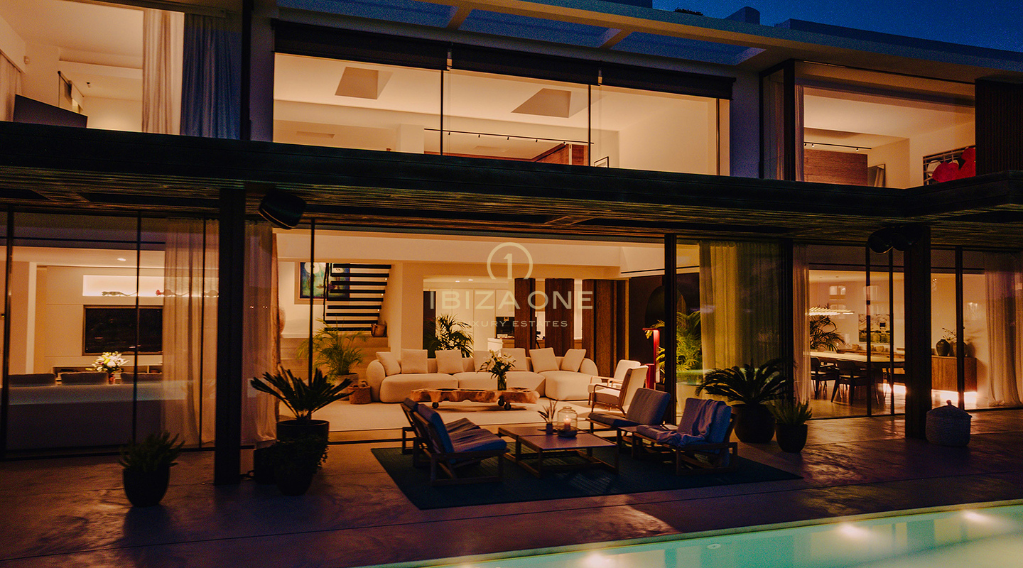 Villa de première ligne exclusif avec accès direct à la mer à louer