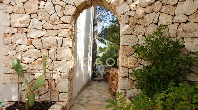 Prachtige luxe villa in Porroig met fantastisch uitzicht op zee te koop, Ibiza - Prachtige luxe villa in Porroig met fantastisch uitzicht op zee te huur, Ibiza