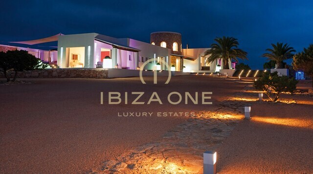 Uw ultieme vakantie: luxe privé-eilandverhuur, Ibiza