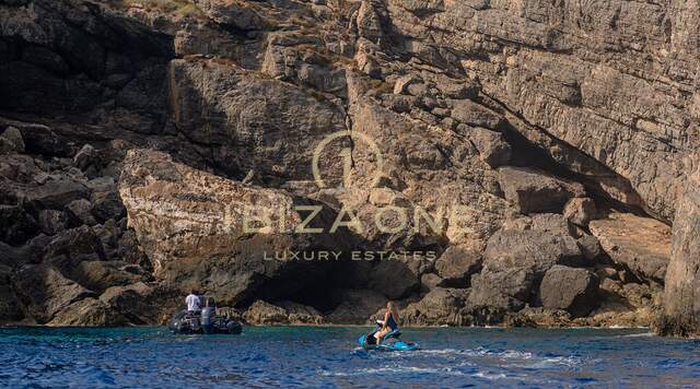 Uw ultieme vakantie: luxe privé-eilandverhuur, Ibiza