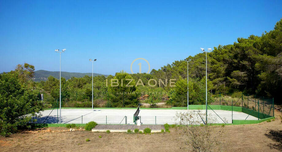 Schöne Villa mit riesigen Platz im Freien in Ibiza - Santa Gertrudis