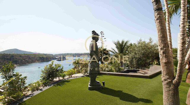 فيلا فاخرة على الماء - الخط الثاني للبحر فيلا - الخط الثاني للبحر فيلا على البحر للبيع، إيبيزا - فيلا فاخرة على الماء - الخط الثاني للبحر فيلا - الخط الثاني للبحر فيلا على البحر للإيجار، إيبيزا