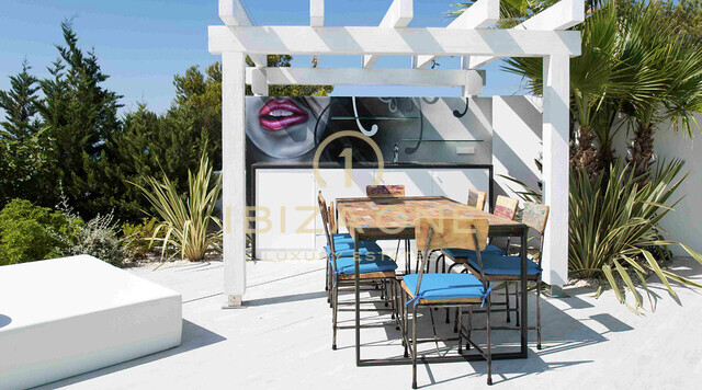 Luxury Villa by the water - second sea line Villa - second sea line Villa by the sea for sale, Ibiza - Luxury Villa by the water - second sea line Villa - second sea line Villa by the sea for rent, Ibiza