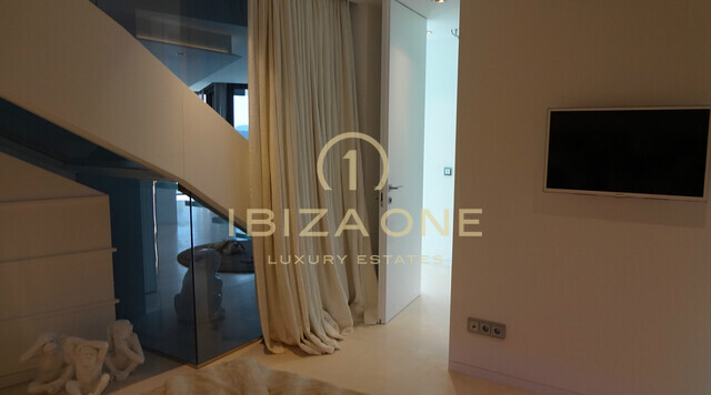 Luxury Villa by the water - second sea line Villa - second sea line Villa by the sea for sale, Ibiza - Luxury Villa by the water - second sea line Villa - second sea line Villa by the sea for rent, Ibiza