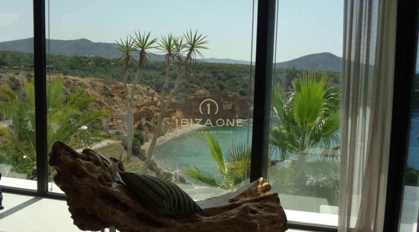 Luxusvilla am Wasser - Villa in zweiter Meereslinie - Villa in zweiter Meereslinie am Meer zu verkaufen, Ibiza - Luxusvilla am Wasser - Villa in zweiter Meereslinie - Villa in zweiter Meereslinie am Meer zu vermieten, Ibiza