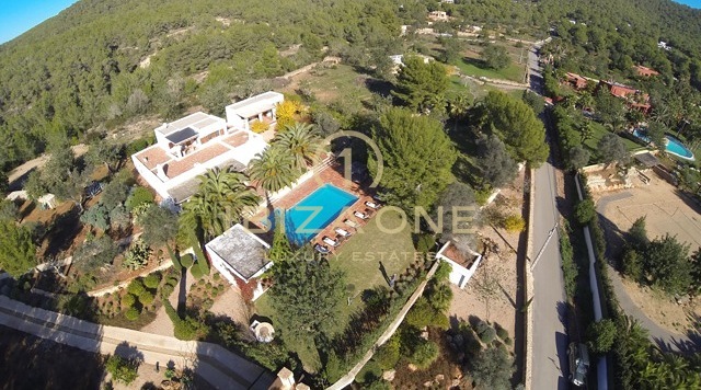 Bellissima finca ristrutturata a Cala Jondal, vicino al Blue Marlin in vendita, Ibiza - Bellissima finca ristrutturata a Cala Jondal, vicino al Blue Marlin in affitto, Ibiza -