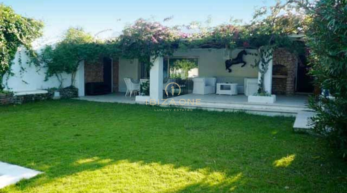 Beautiful country house villa with beautiful views of Dalt Vila for sale, Ibiza - Beautiful country house villa with beautiful views of Dalt Vila for rent, Ibiza