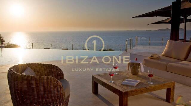 Villa di lusso con 7 camere da letto in prima linea sul mare in vendita - casa sul lungomare - prima linea sul mare, Ibiza - Villa di lusso con 7 camere da letto in prima linea sul mare in affitto - casa sul lungomare - prima linea sul mare, Ibiza