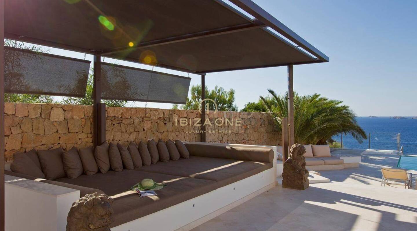 Villa de luxe en bord de mer de 7 chambres à vendre - maison pieds dans l'eau - première ligne de mer, Ibiza - Villa de luxe en bord de mer de 7 chambres à louer - maison pieds dans l'eau - première ligne de mer, Ibiza