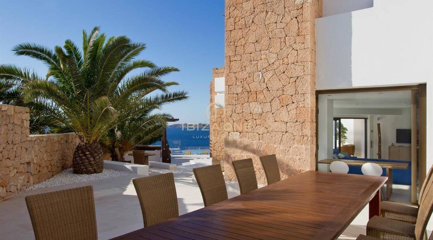 Villa de lujo en primera línea de mar de 7 dormitorios en venta - casa frente al mar - primera línea de mar, Ibiza - Villa de lujo en primera línea de mar de 7 dormitorios en alquiler - casa frente al mar - primera línea de mar, Ibiza