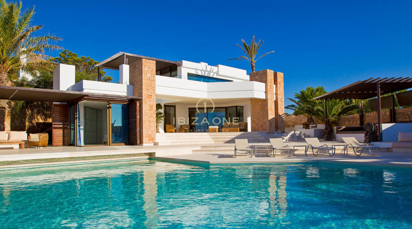 Villa de luxe en bord de mer de 7 chambres à vendre - maison pieds dans l'eau - première ligne de mer, Ibiza - Villa de luxe en bord de mer de 7 chambres à louer - maison pieds dans l'eau - première ligne de mer, Ibiza