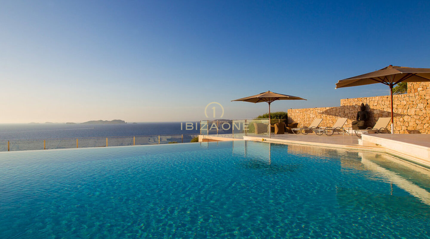 Villa de luxe en bord de mer de 7 chambres à vendre - maison pieds dans l'eau - première ligne de mer, Ibiza - Villa de luxe en bord de mer de 7 chambres à louer - maison pieds dans l'eau - première ligne de mer, Ibiza
