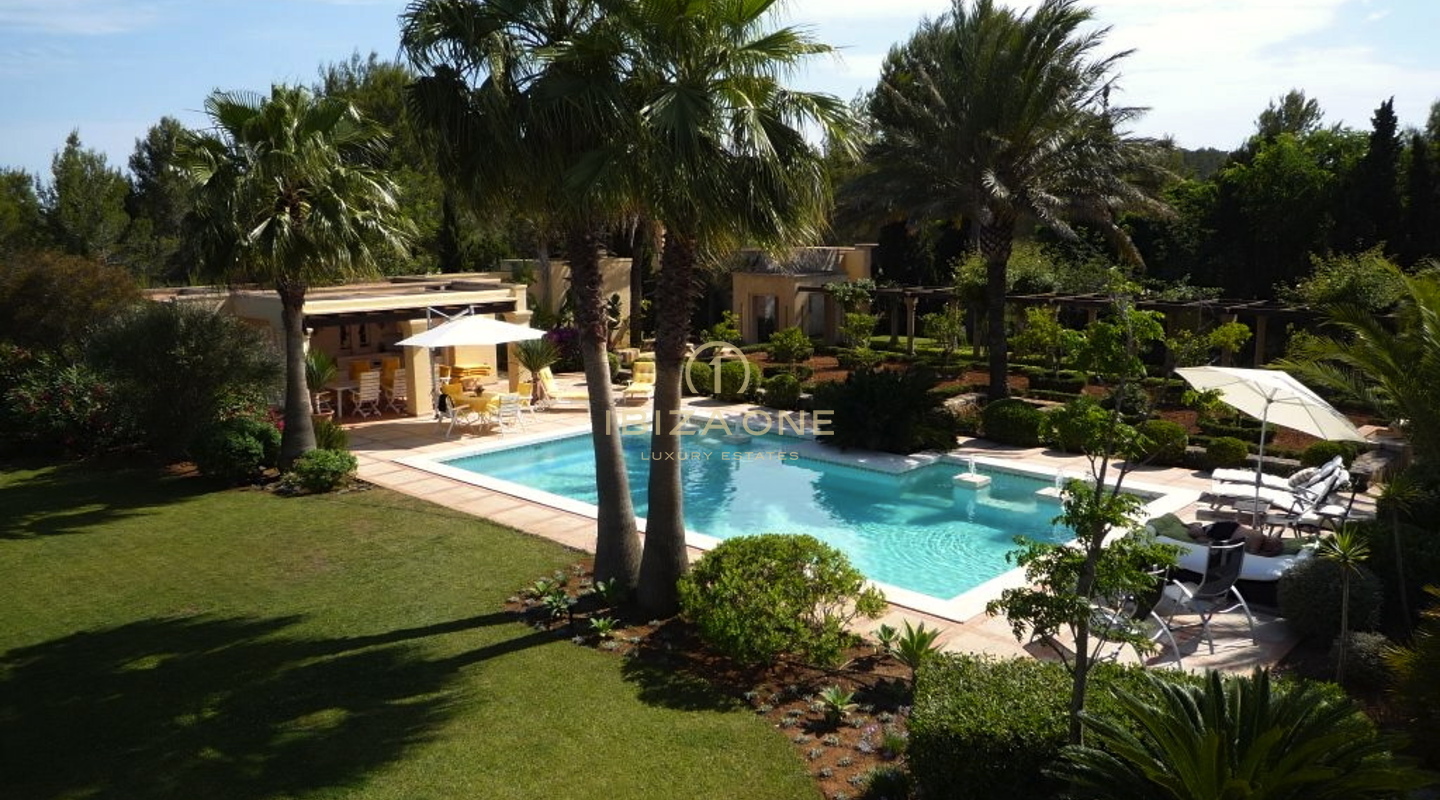 Domaine de luxe et seigneurial avec une maison principale et 3 maisons d'hôtes à vendre, Ibiza - Domaine de luxe et seigneurial avec une maison principale et 3 maisons d'hôtes à louer, Ibiza
