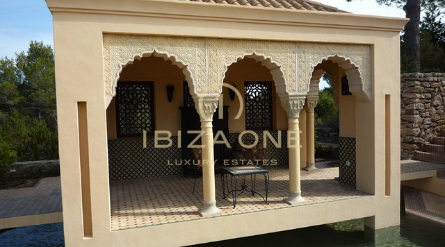 Luxury and manorial estate with a main house and 3 guest houses for sale, Ibiza - Luxury and manorial estate with a main house and 3 guest houses for rent, Ibiza