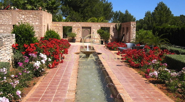 Domaine de luxe et seigneurial avec une maison principale et 3 maisons d'hôtes à vendre, Ibiza - Domaine de luxe et seigneurial avec une maison principale et 3 maisons d'hôtes à louer, Ibiza