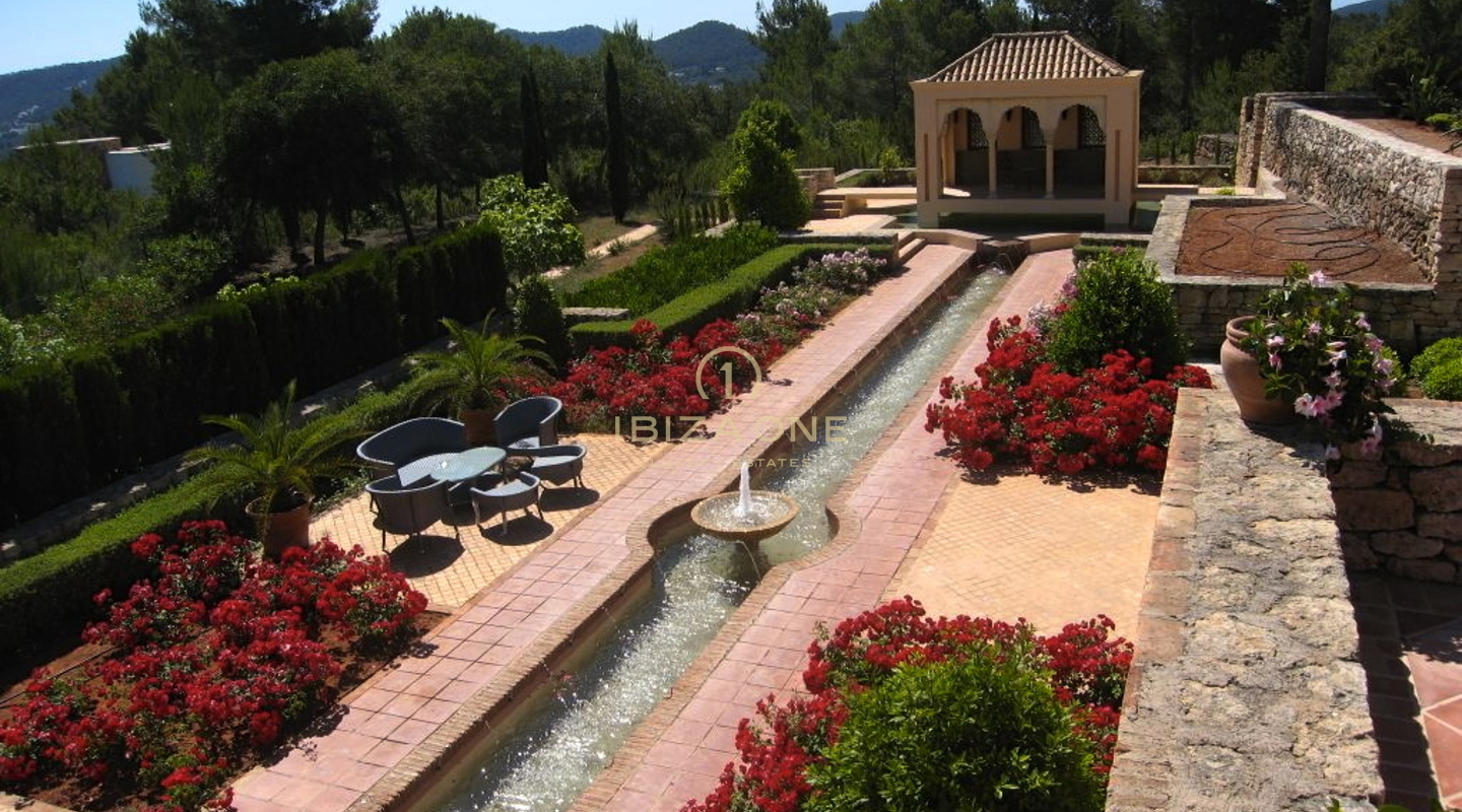 Domaine de luxe et seigneurial avec une maison principale et 3 maisons d'hôtes à vendre, Ibiza - Domaine de luxe et seigneurial avec une maison principale et 3 maisons d'hôtes à louer, Ibiza