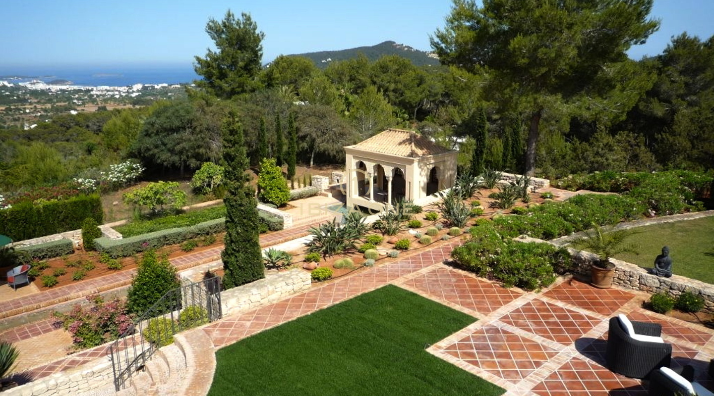 Domaine de luxe et seigneurial avec une maison principale et 3 maisons d'hôtes à vendre, Ibiza - Domaine de luxe et seigneurial avec une maison principale et 3 maisons d'hôtes à louer, Ibiza