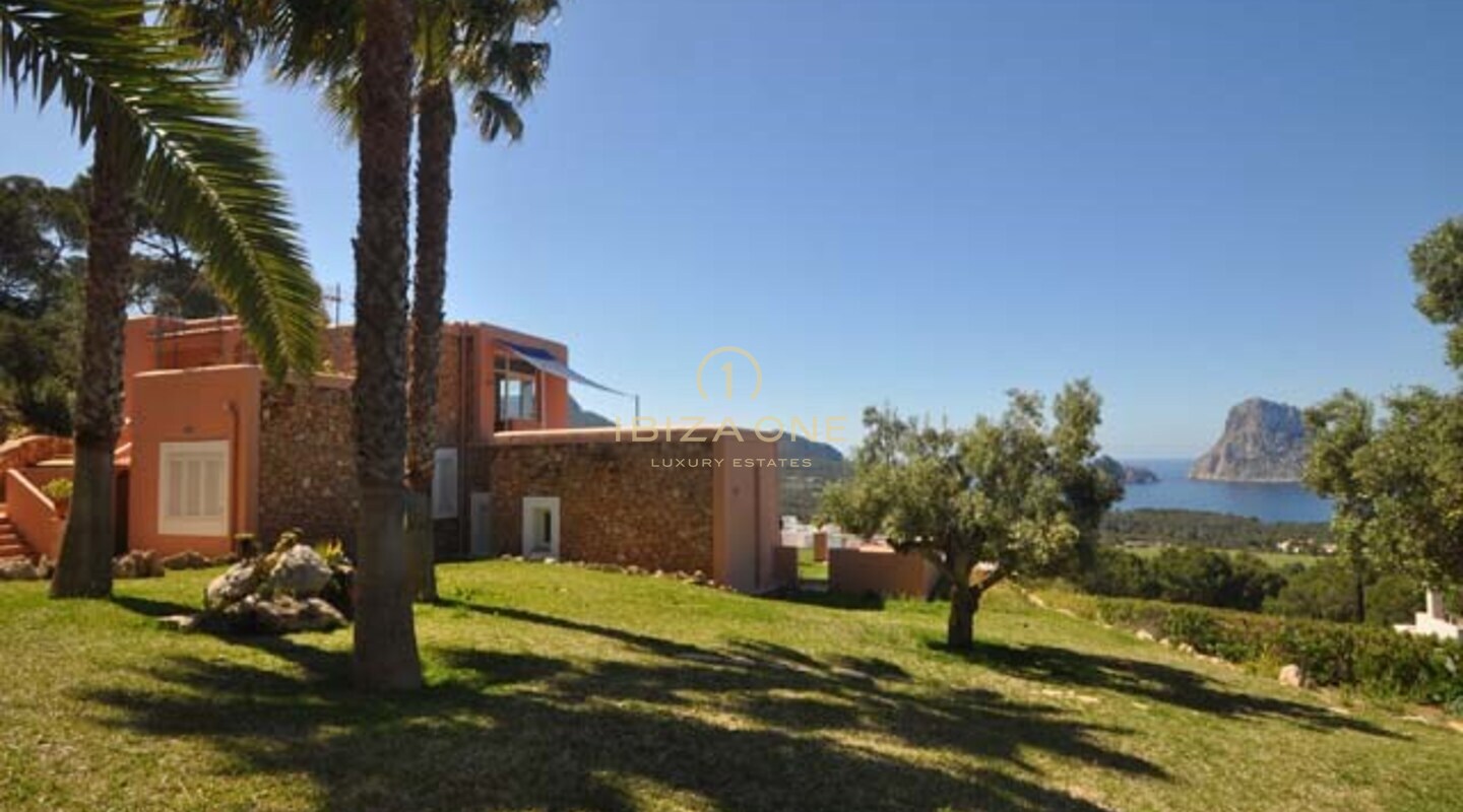 Luxuriöse und wunderschöne Villa mit Blick auf Es Vedra zu verkaufen, Ibiza - Luxuriöse und wunderschöne Villa mit Blick auf Es Vedra zu vermieten, Ibiza