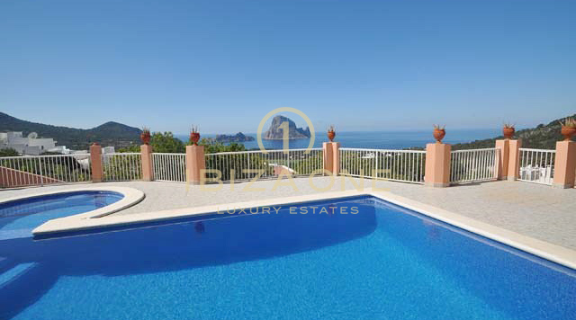 Luxuriöse und wunderschöne Villa mit Blick auf Es Vedra zu verkaufen, Ibiza - Luxuriöse und wunderschöne Villa mit Blick auf Es Vedra zu vermieten, Ibiza