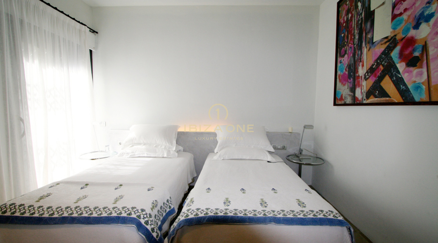 Luxe en moderne villa met fantastisch zeezicht - dichtbij Ibiza te koop, Ibiza - Luxe en moderne villa met fantastisch zeezicht - dichtbij Ibiza te huur, Ibiza