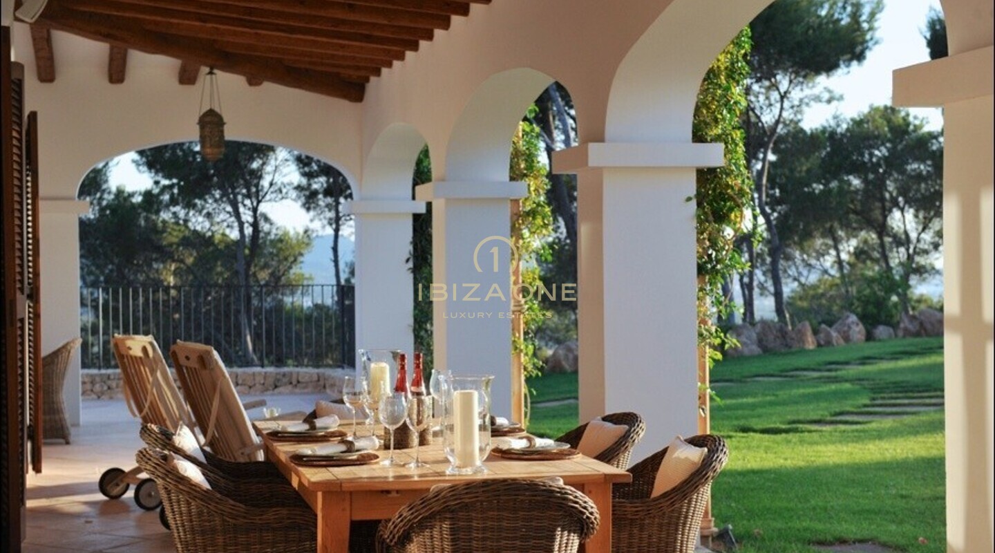 Villa de luxe dans le meilleur emplacement avec vue imprenable à vendre, Ibiza - Villa de luxe dans le meilleur emplacement avec vue imprenable à louer, Ibiza