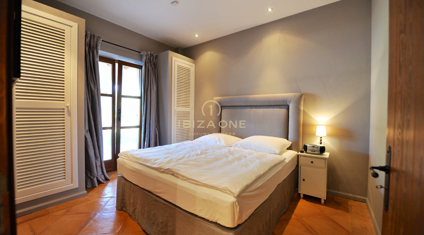 Luxe villa op toplocatie met adembenemend uitzicht te koop, Ibiza - Luxe villa op toplocatie met adembenemend uitzicht te huur, Ibiza