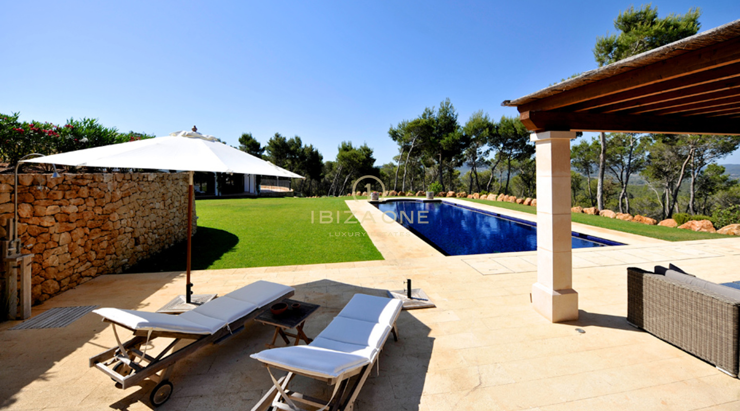 Villa de luxe dans le meilleur emplacement avec vue imprenable à vendre, Ibiza - Villa de luxe dans le meilleur emplacement avec vue imprenable à louer, Ibiza