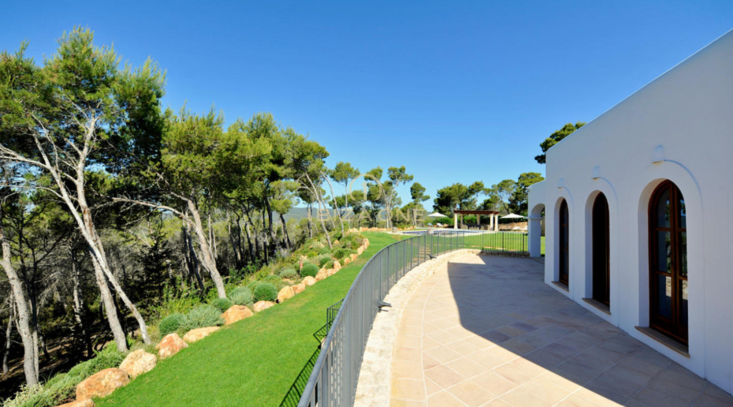 Luxusvilla in bester Lage mit atemberaubender Aussicht zu verkaufen, Ibiza - Luxusvilla in bester Lage mit atemberaubender Aussicht zu vermieten, Ibiza