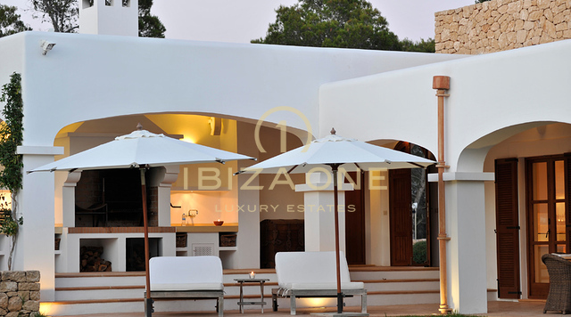 Villa di lusso in posizione privilegiata con vista mozzafiato in vendita, Ibiza - Villa di lusso in posizione privilegiata con vista mozzafiato in affitto, Ibiza