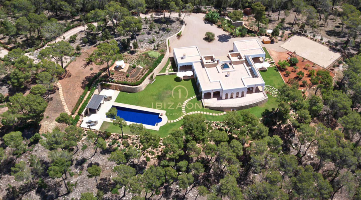 Villa de luxe dans le meilleur emplacement avec vue imprenable à vendre, Ibiza - Villa de luxe dans le meilleur emplacement avec vue imprenable à louer, Ibiza