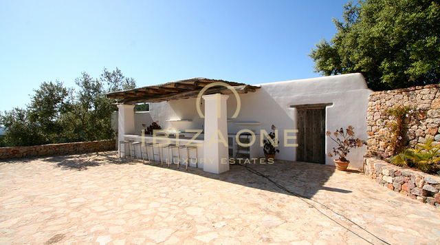 Lussuosa e imponente finca a Blakstad con vista a 360 gradi sull'isola e magnifici tramonti in vendita, Ibiza - Lussuosa e imponente finca a Blakstad con vista a 360 gradi sull'isola e magnifici tramonti in affitto, Ibiza