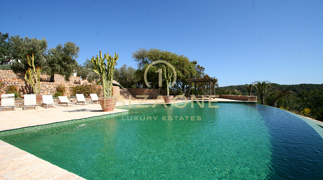 Lujosa e impresionante finca en Blakstad con vistas de 360 grados de la isla y magníficas puestas de sol en venta, Ibiza - Lujosa e impresionante finca en Blakstad con vistas de 360 grados de la isla y magníficas puestas de sol en alquiler, Ibiza