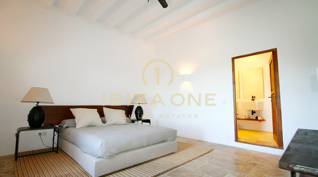 Lujosa e impresionante finca en Blakstad con vistas de 360 grados de la isla y magníficas puestas de sol en venta, Ibiza - Lujosa e impresionante finca en Blakstad con vistas de 360 grados de la isla y magníficas puestas de sol en alquiler, Ibiza