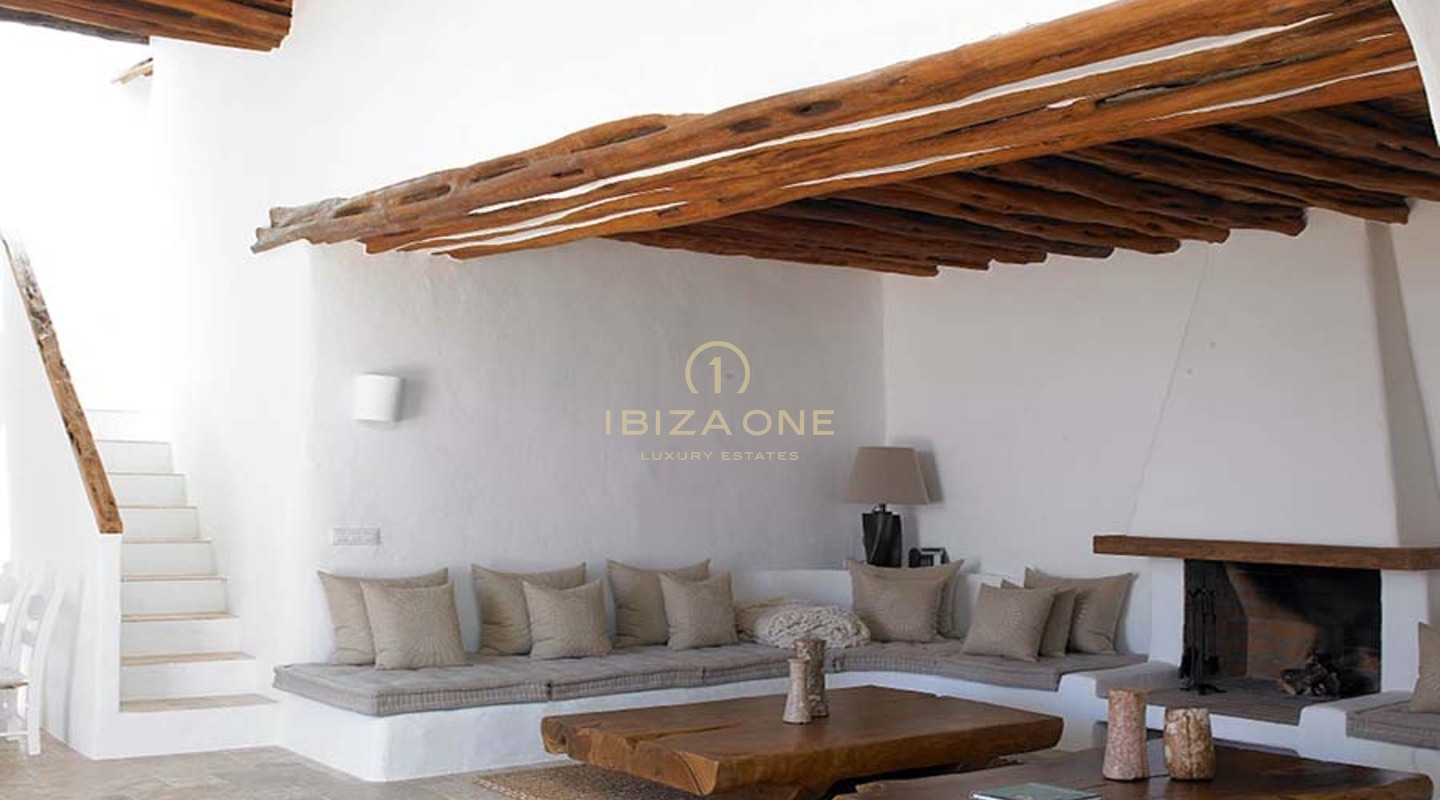 Luxe en indrukwekkende finca in Blakstad met 360 graden uitzicht over het eiland en prachtige zonsondergangen te koop, Ibiza - Luxe en indrukwekkende finca in Blakstad met 360 graden uitzicht over het eiland en prachtige zonsondergangen te huur, Ibiza