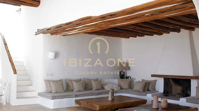 Luxe en indrukwekkende finca in Blakstad met 360 graden uitzicht over het eiland en prachtige zonsondergangen te koop, Ibiza - Luxe en indrukwekkende finca in Blakstad met 360 graden uitzicht over het eiland en prachtige zonsondergangen te huur, Ibiza