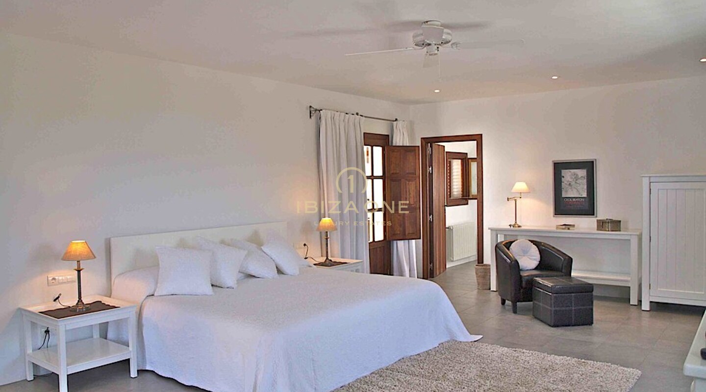 Mansión de lujo y exclusiva en una montaña privada con increíbles vistas al mar en venta, Ibiza - Mansión de lujo y exclusiva en una montaña privada con increíbles vistas al mar en alquiler, Ibiza