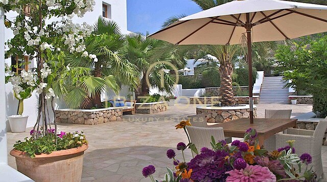 Mansión de lujo y exclusiva en una montaña privada con increíbles vistas al mar en venta, Ibiza - Mansión de lujo y exclusiva en una montaña privada con increíbles vistas al mar en alquiler, Ibiza