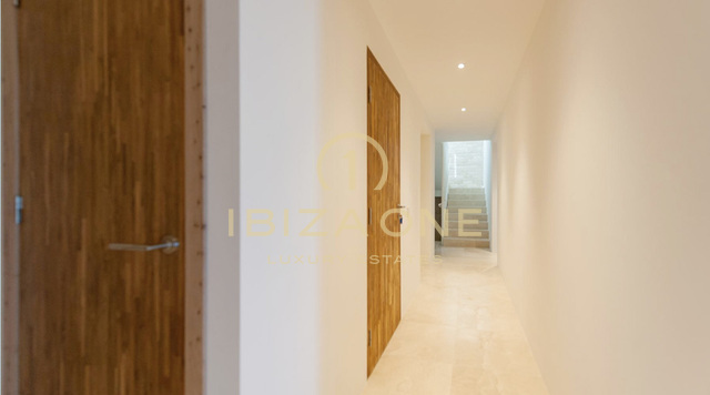 Luxury and modern luxury villa in Santa Eulalia, with stunning sea view for sale, Ibiza - Luxury and modern luxury villa in Santa Eulalia, with stunning sea view for rent, Ibiza