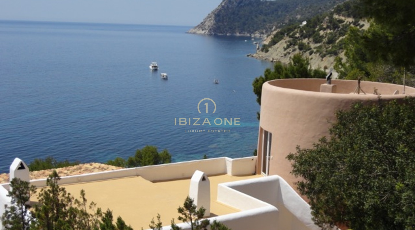 Villa di lusso in prima linea sul mare a Es Cubells in vendita, Ibiza - Villa di lusso in prima linea sul mare a Es Cubells in affitto, Ibiza