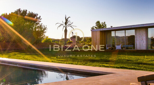 Villa moderne de bon goût avec un immense terrain à vendre, Ibiza - Villa moderne de bon goût avec un immense terrain à louer, Ibiza