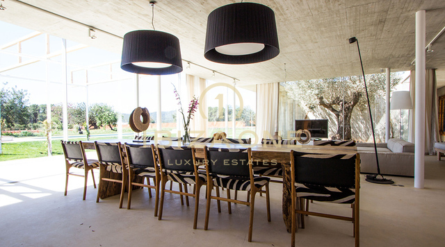 Moderne Villa mit bestem Geschmack und riesigem Grundstück zu verkaufen, Ibiza - Moderne Villa mit bestem Geschmack und riesigem Grundstück zu vermieten, Ibiza